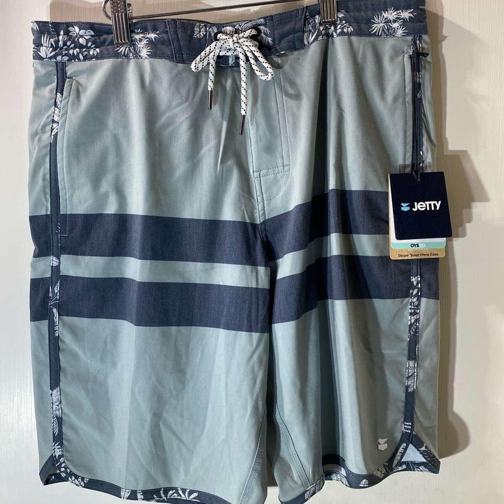 Jetty size 32 boardshorts